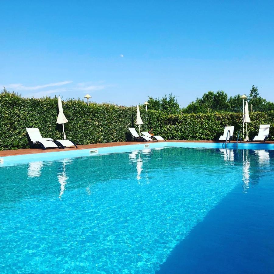 Villa Lavinia B&B Montescudaio Extérieur photo