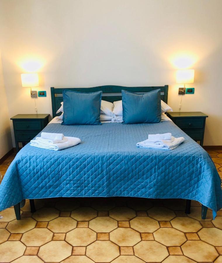 Villa Lavinia B&B Montescudaio Extérieur photo