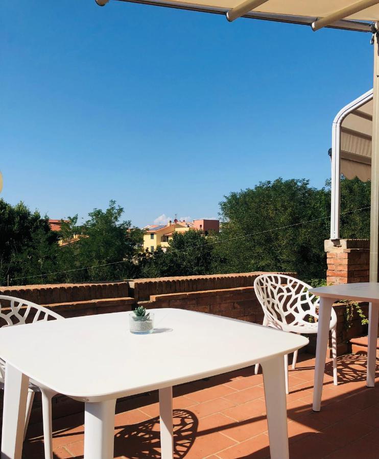 Villa Lavinia B&B Montescudaio Extérieur photo