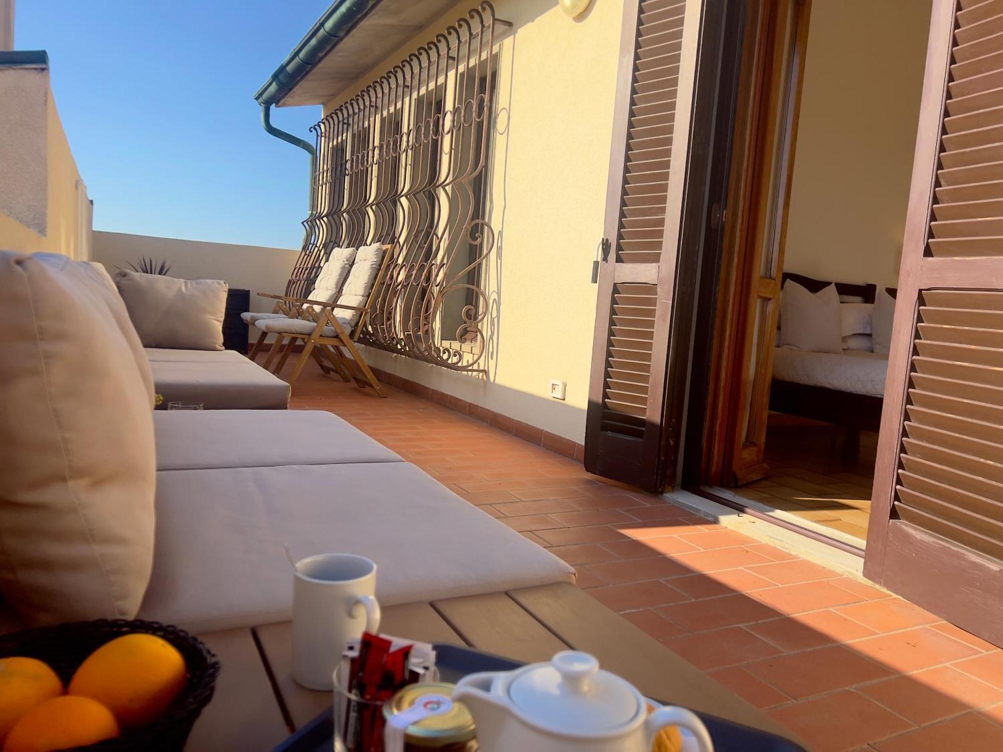 Villa Lavinia B&B Montescudaio Extérieur photo